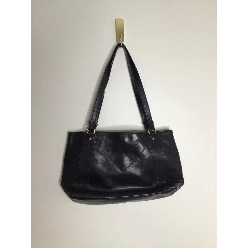 Born Shoulder Bag Womens Medium Black Excellent Leather Chevron Handbag